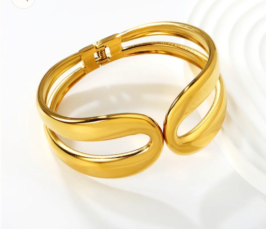 Double Layer Curved Open Hinged Bangle