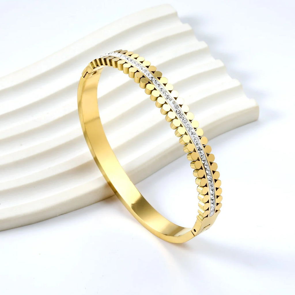 Golden Sparkle Bangle ✨